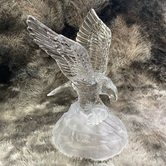 Vintage Crystal d'Arques Decorative
Hunting Bald Eagle With Fish. - Picture 1 of 16